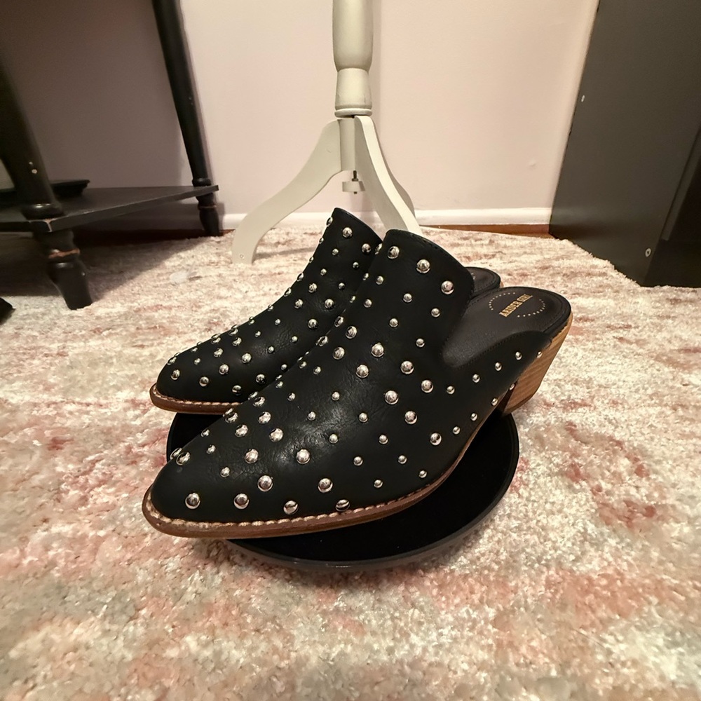 Chic Black Studded Mules